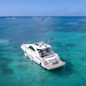 saona luxury privée